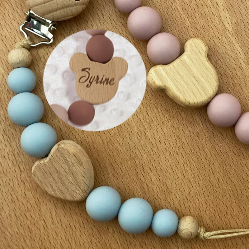 Детская кепка с индивидуальным именем и набор зажимов для соски - Фотография_4