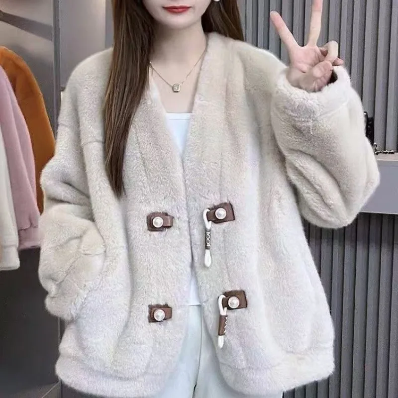 Тенденции пушистая шуба мягкая - Фотография_3