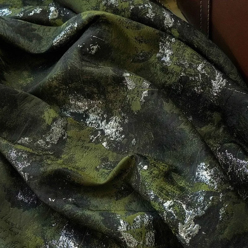Картина маслом, чувство женского платья