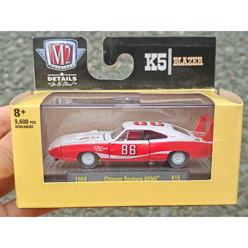 M2 1:64 зарядное устройство mercury navtona hemi mustang boss 302 - Фотография_3