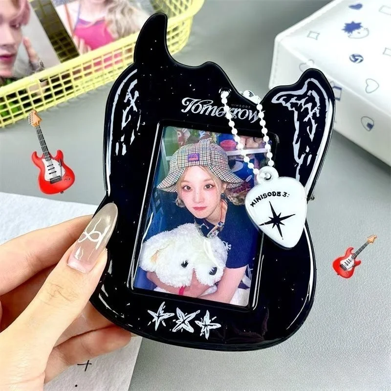 Black guitar idol photocard holder