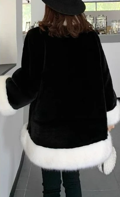 Года, женское короткое пальто - Фотография_3