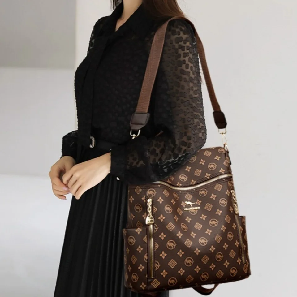 Натуральный брендовый женский рюкзак из мягкой кожи - Фотография_3