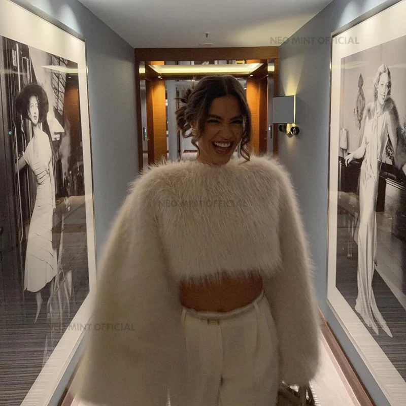 Осенний укороченный топ из искусственного - Фотография_4