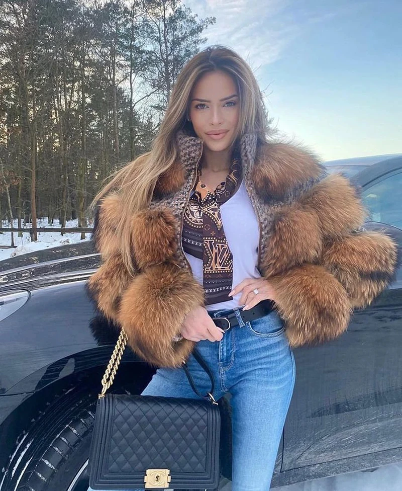 Queentina пальто из натурального меха енота - Фотография_2