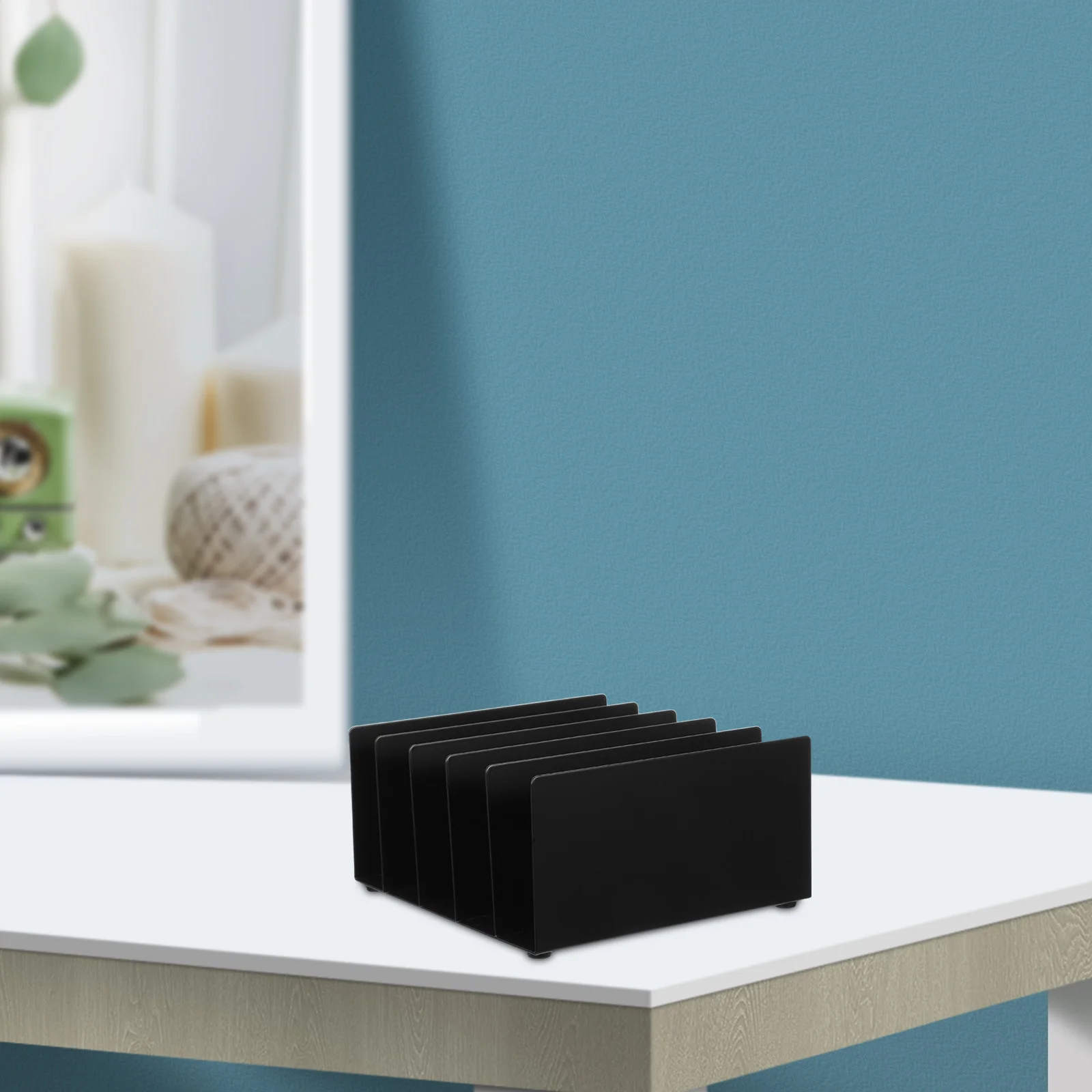 Черный металлический держатель для почты - Фотография_3