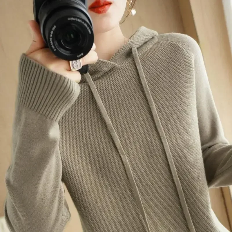 Свитер с капюшоном - Фотография_5