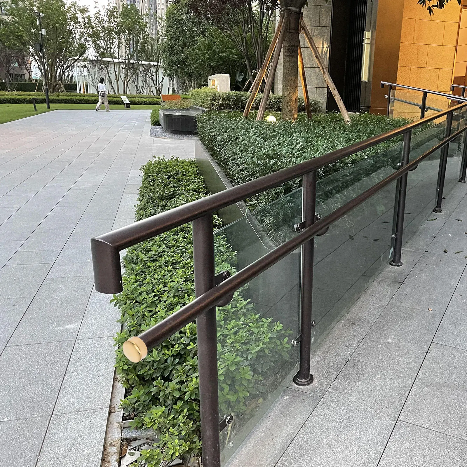 Торцевые заглушки для перил из металла - Фотография_2