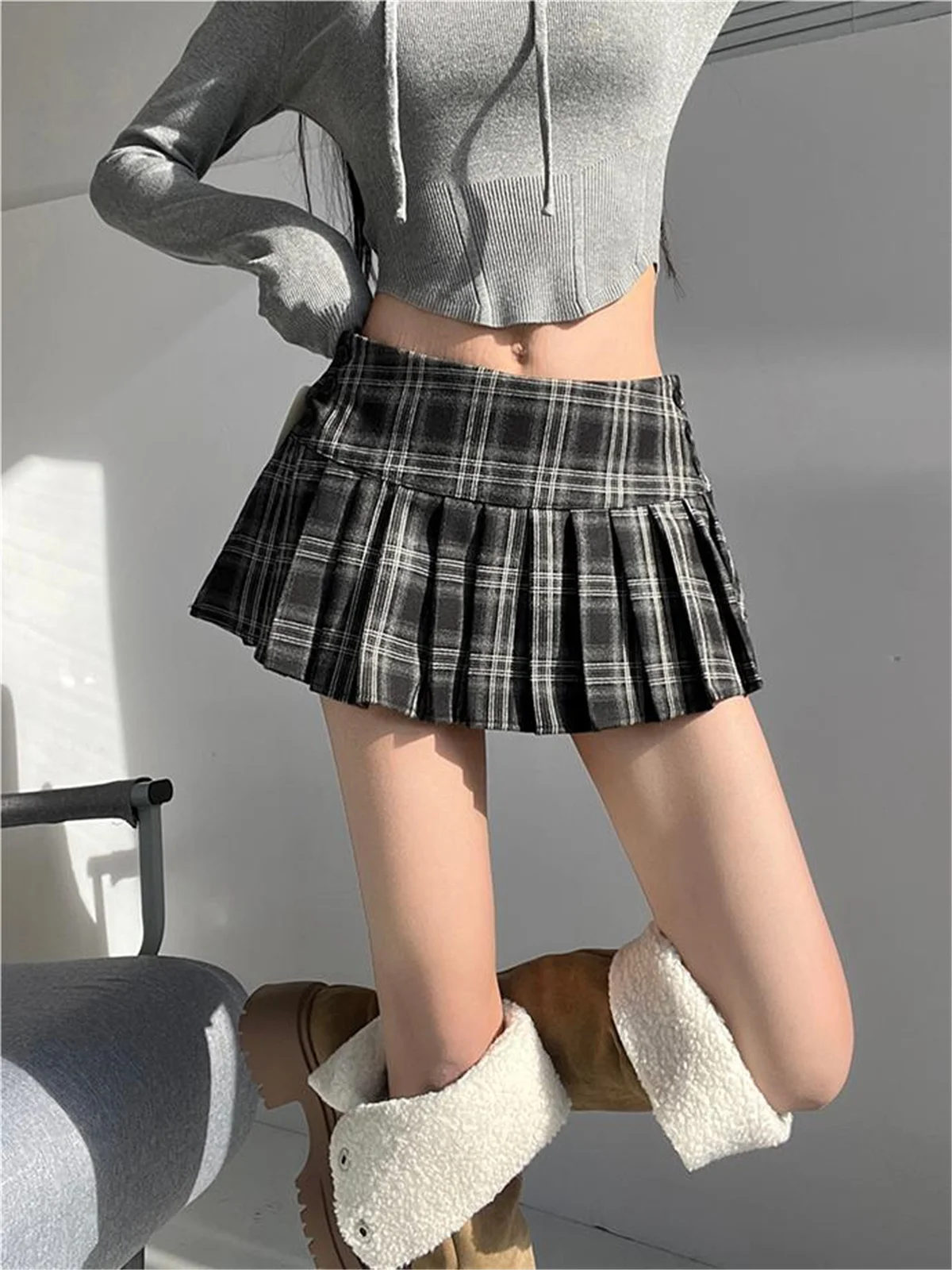 Мини-юбки для женщин - Фотография_4