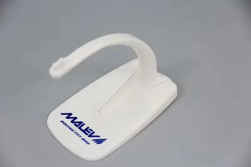 1:200 b737-800 malev airlines abs - Фотография_6