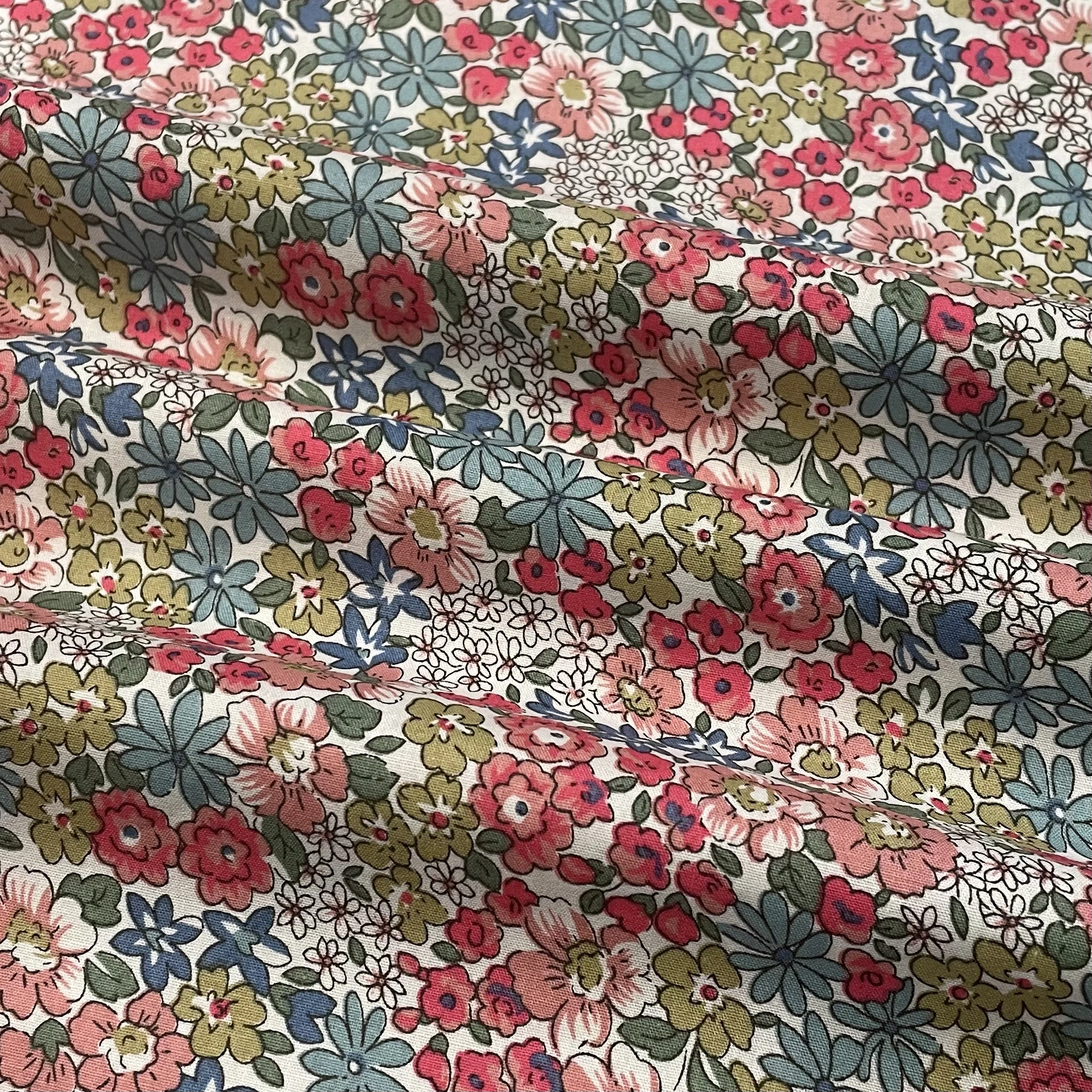 Libby красные цветы и растения - Фотография_3