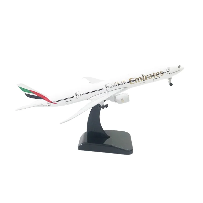 20 см b777 uae emirates airlines - Фотография_4