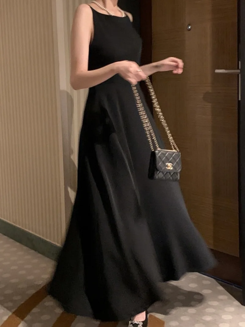 Женское платье миди на бретелях-спагетти во французском стиле - Фотография_5