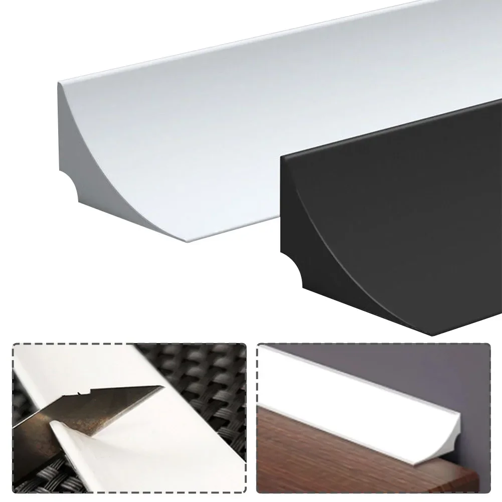 Черно-белый водонепроницаемый барьер