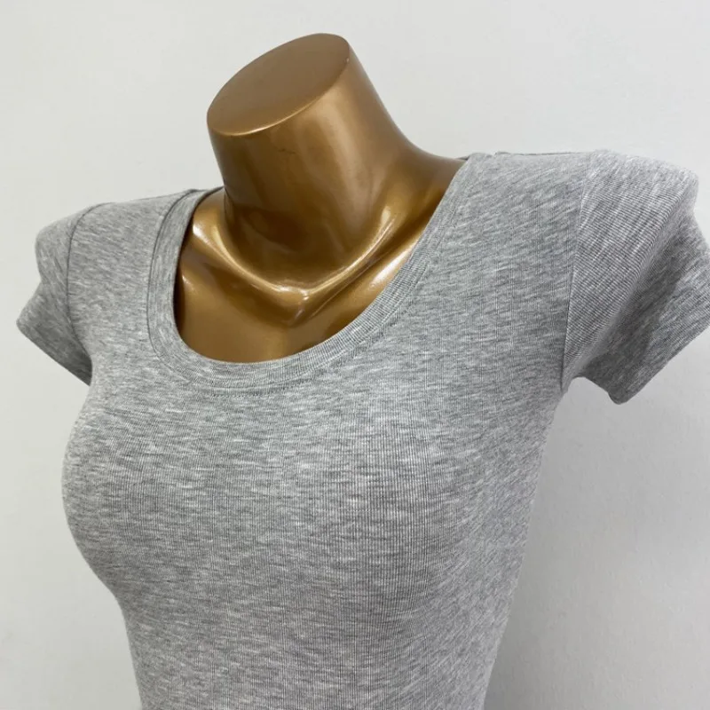 Женская футболка с коротким рукавом - Фотография_3