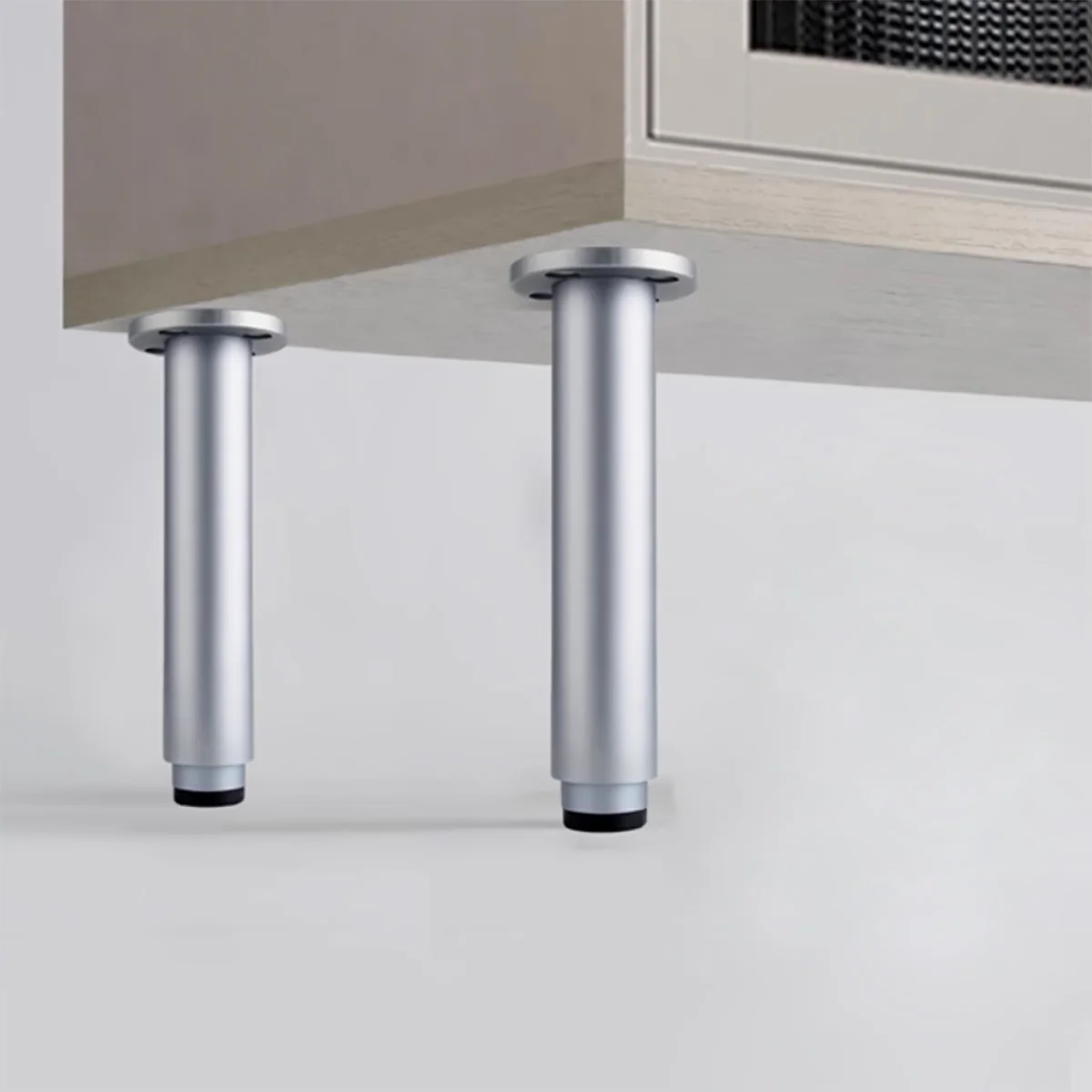 Регулируемая подставка для ножек шкафа - Фотография_4