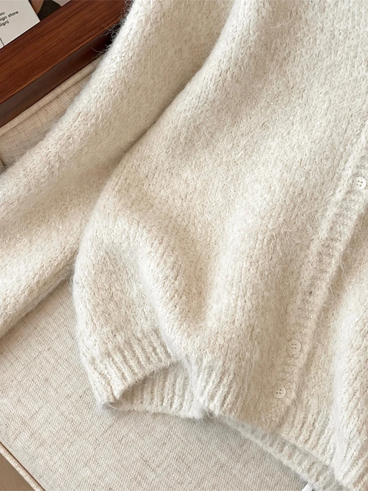 Женский бежевый кардиган - Фотография_5