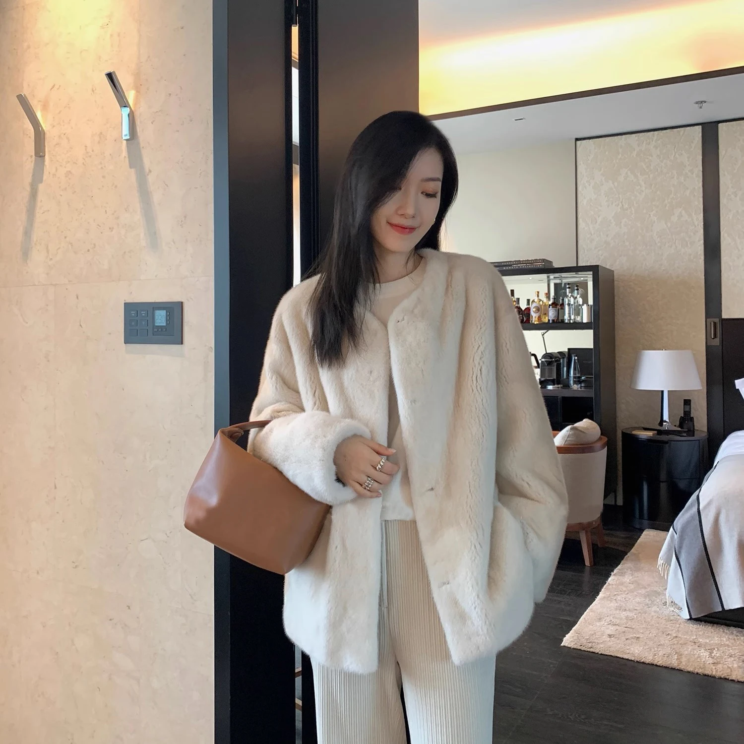 Усовершенствованное и экологически чистые женские меховые пальто