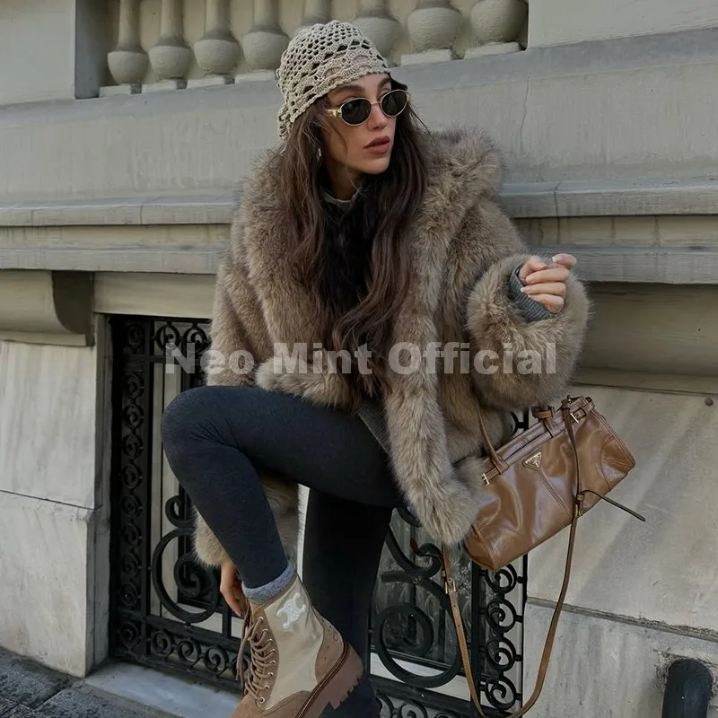 Эксклюзивная женская зимняя шуба - Фотография_4