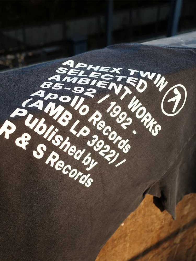 Мужская футболка aphex twin washed с черным принтом - Фотография_3