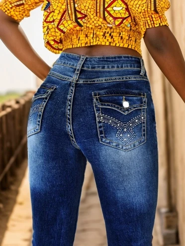 Модные новые джинсы - Фотография_3