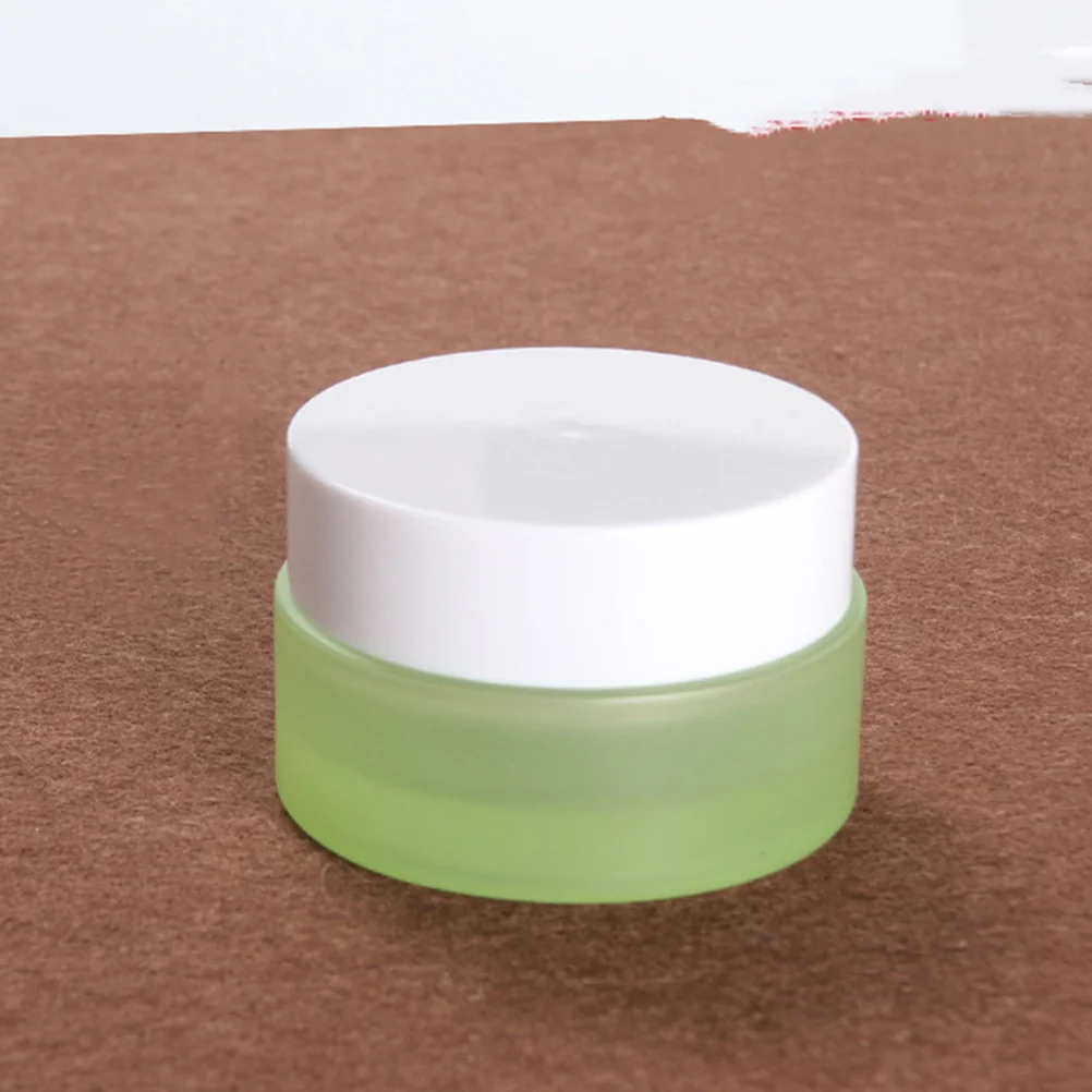 Прозрачная пустая банка для образцов