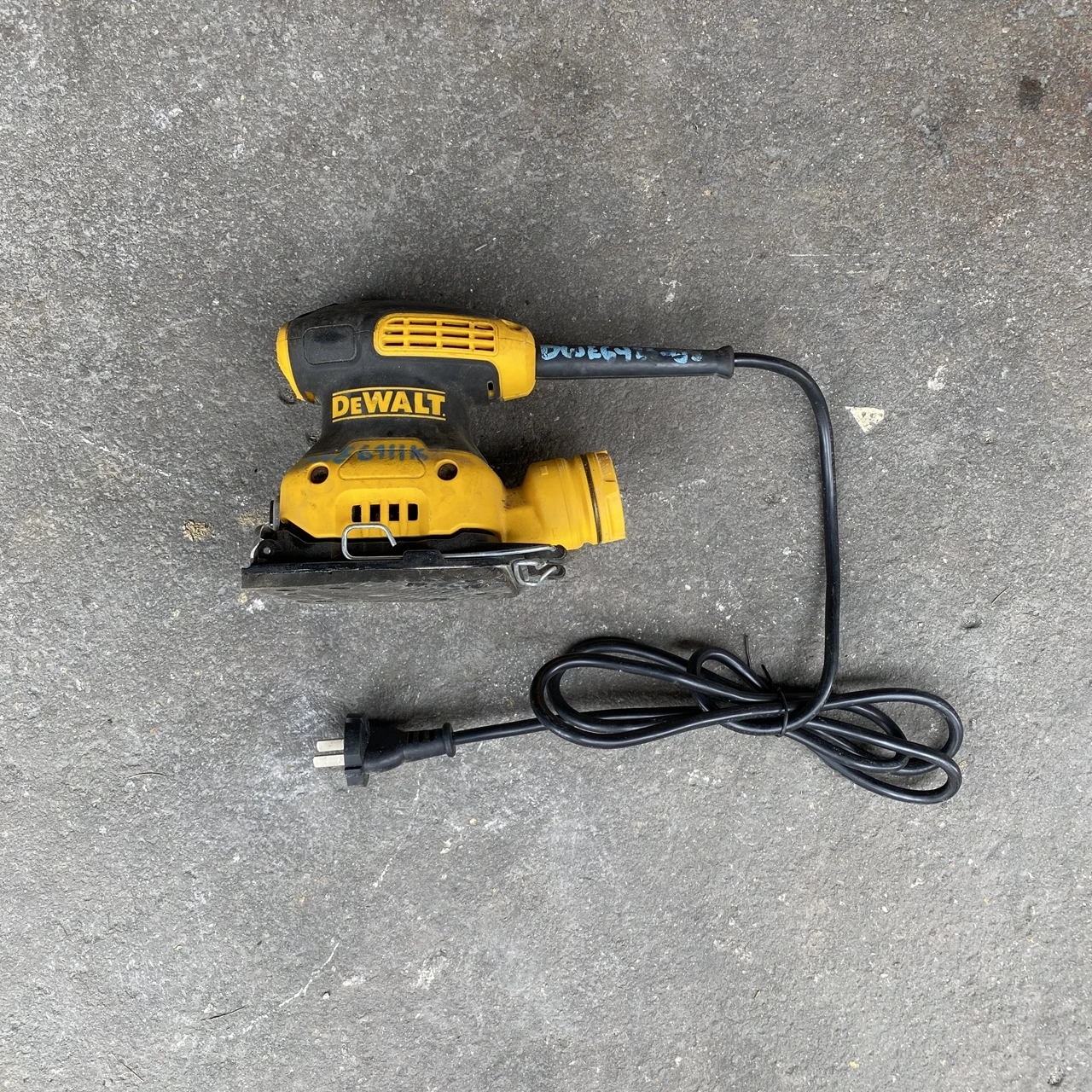 Dewalt dwe6411 деревообрабатывающий шлифовальный станок