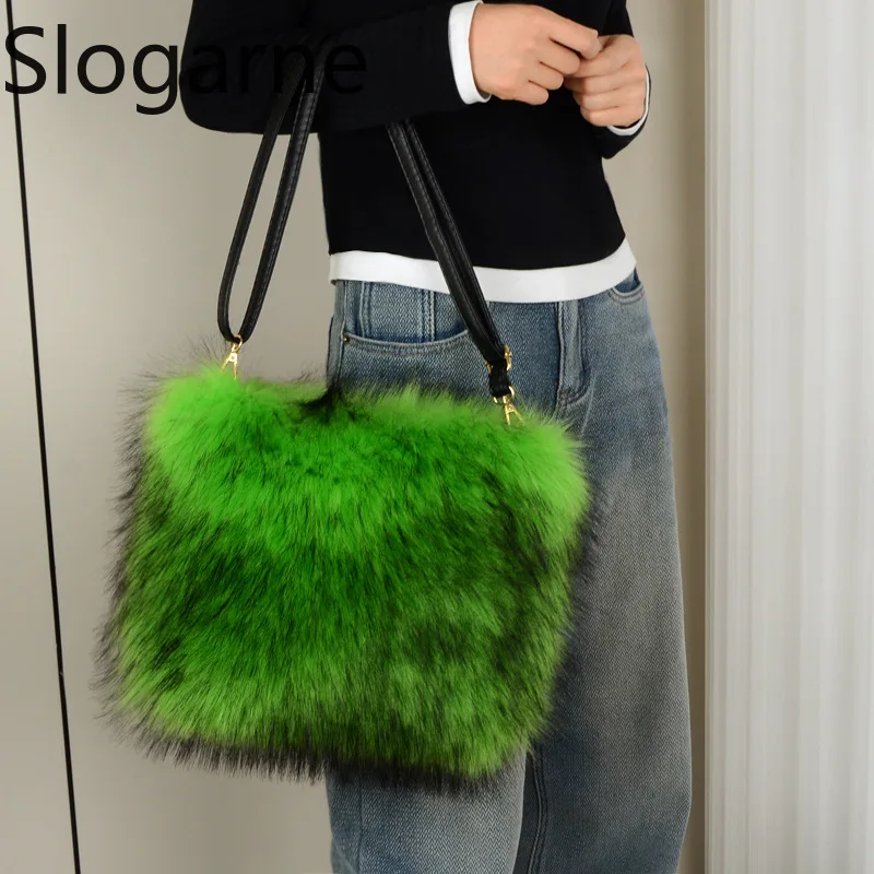 Роскошная женская сумка через плечо из меха енота