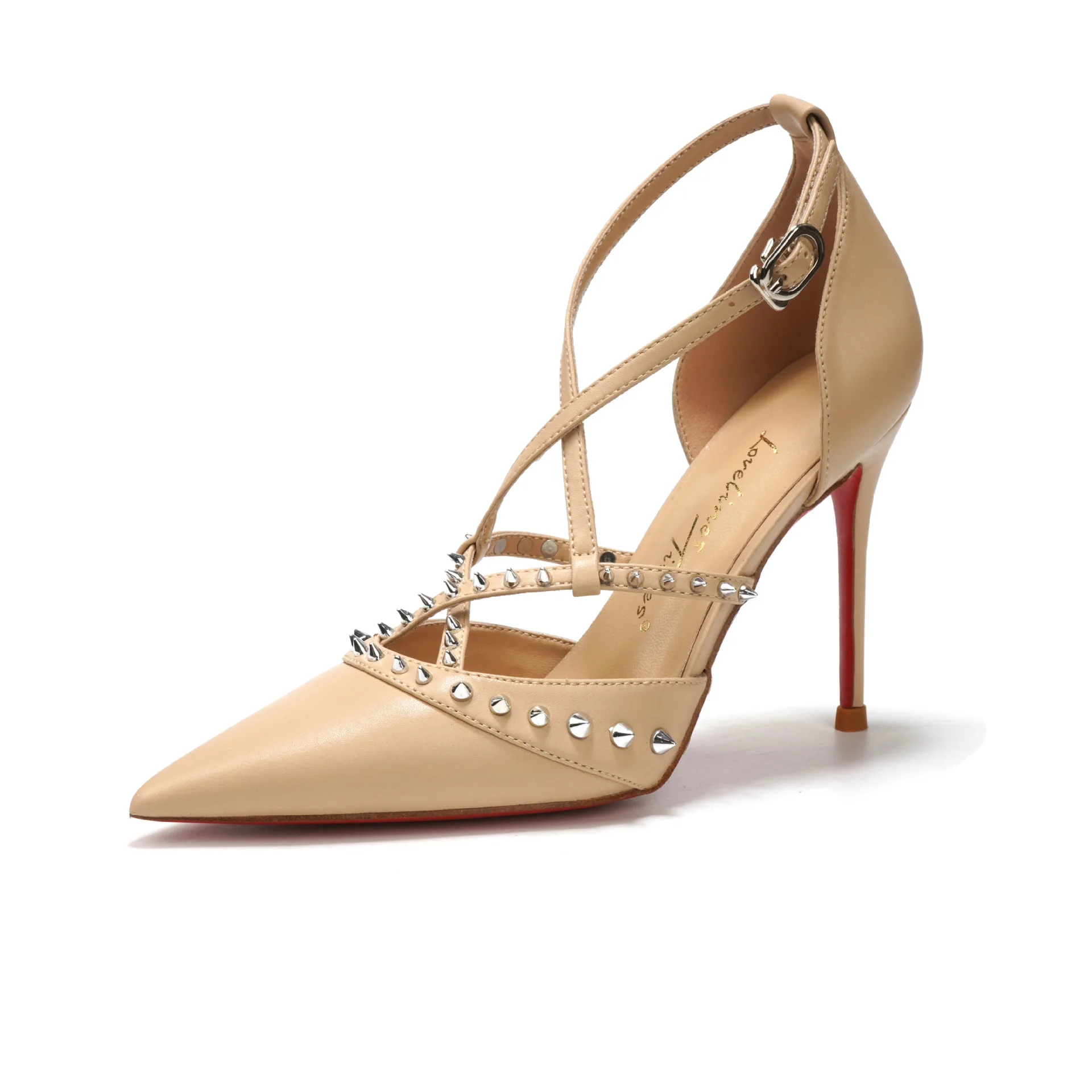 Женская обувь в стиле ретро