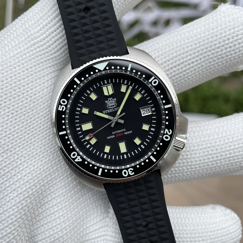 Steeldive sd1970 белый фон с датой - Фотография_5