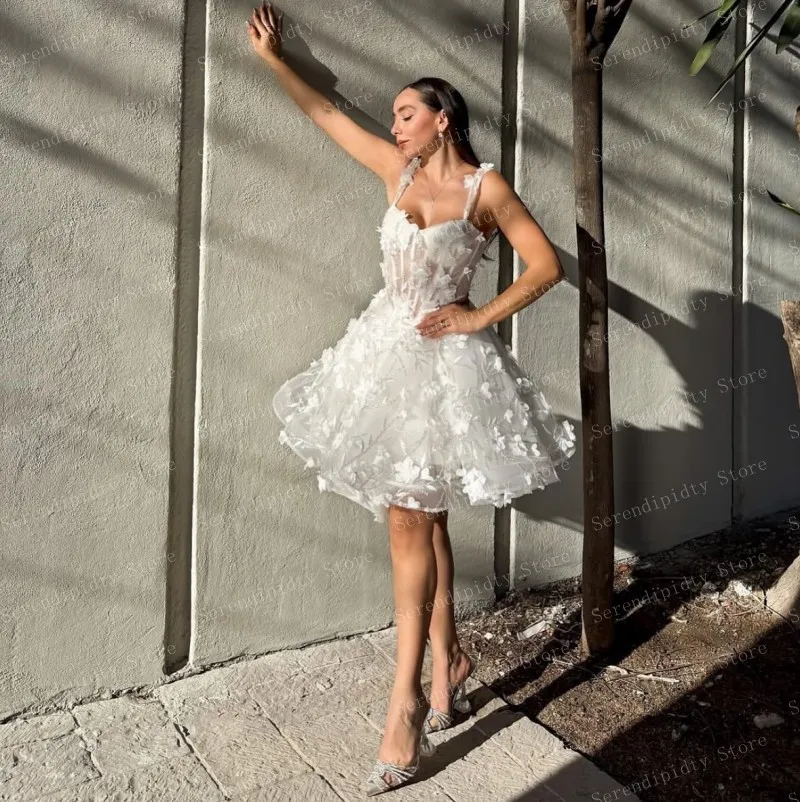 Изысканное белое платье с цветочной - Фотография_3