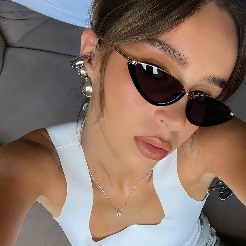 Ретро солнцезащитные очки «кошачий глаз» в маленькой оправе для женщин