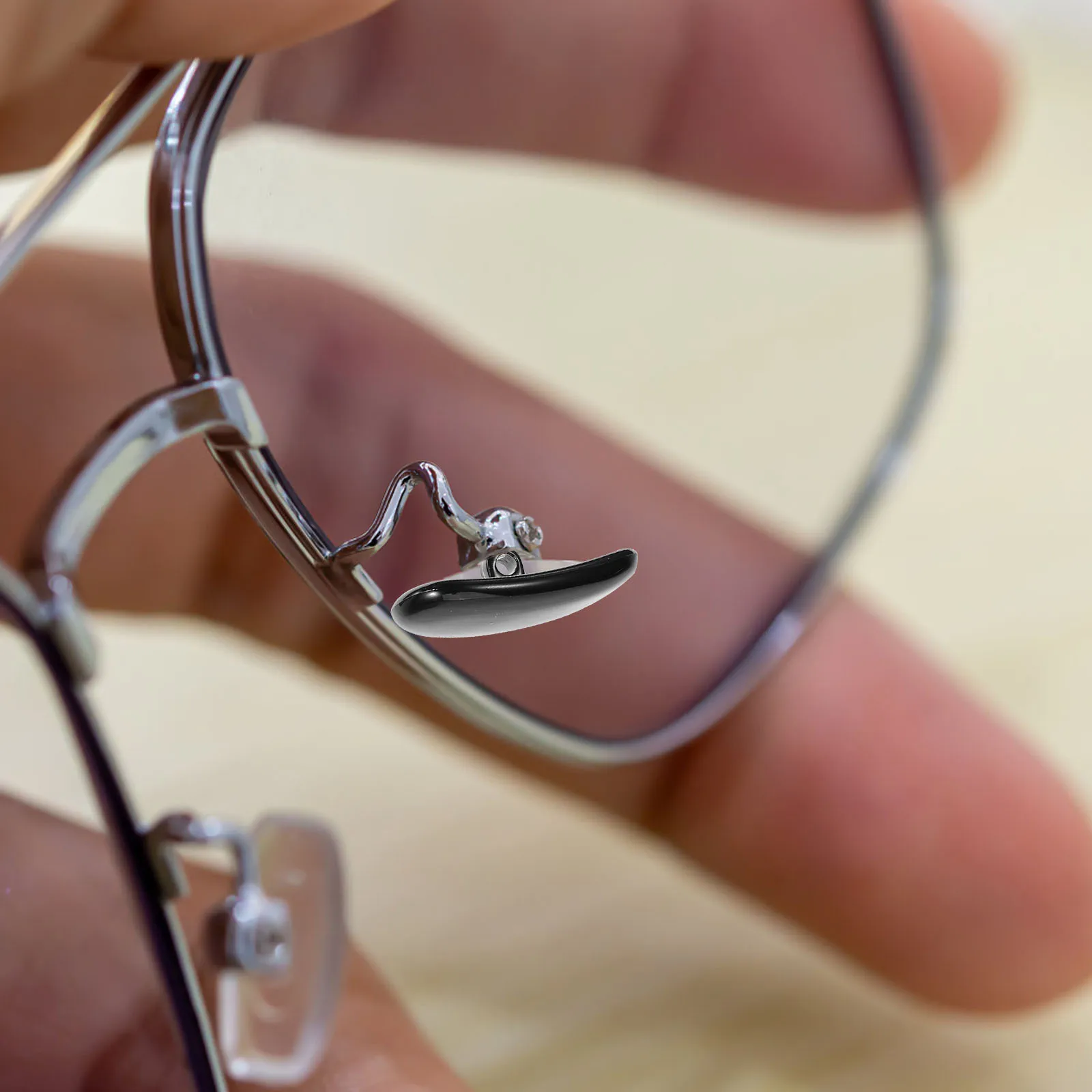 Подушечки, металлические аксессуары - Фотография_2