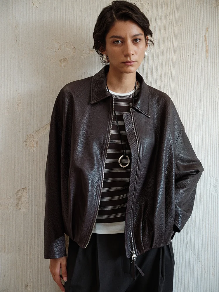 Женская короткая куртка свободного кроя