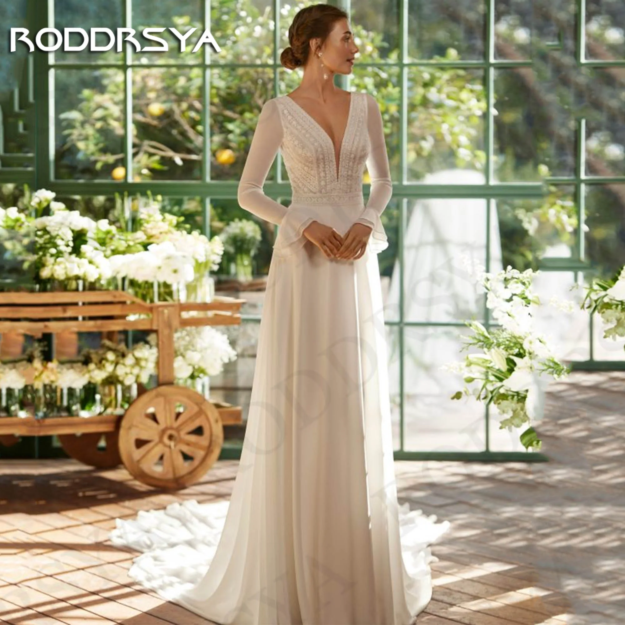 Женское свадебное платье с длинным рукавом roddrsya
