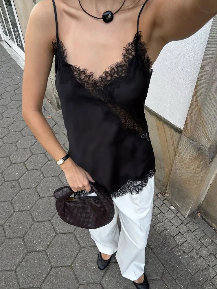 Tossy кружевной топ с v-образным вырезом и принтом