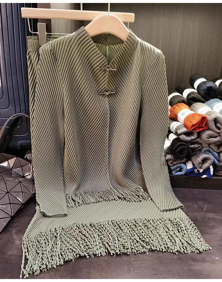 Miyake плиссированный костюм с кисточками из 2 предметов с юбкой - Фотография_3