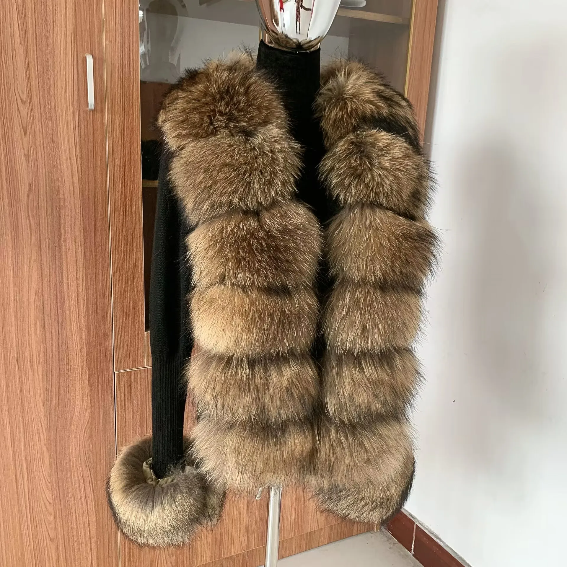 Женский вязаный кардиган из натурального лисьего меха - Фотография_5