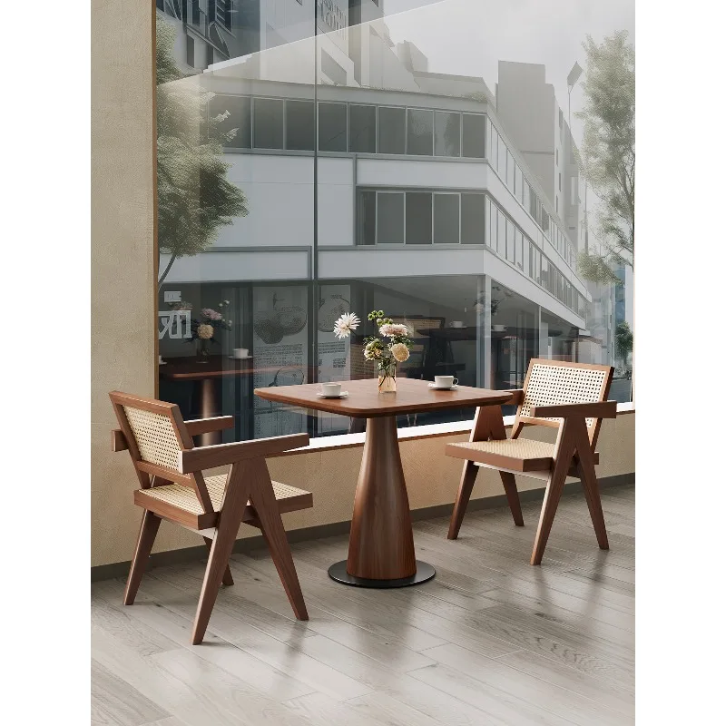 Чай с молоком, кофейня