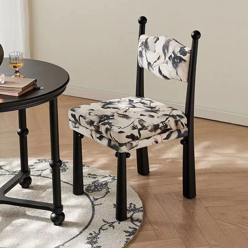 Обеденный стул из цельного дерева - Фотография_2