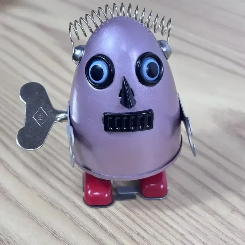Коллекция ретро заводная игрушка