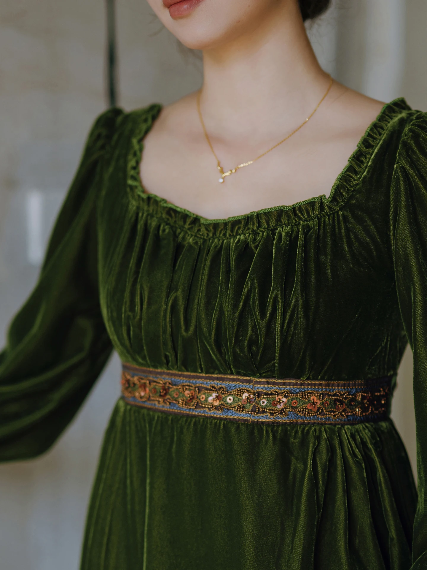 Tiyihailey женское бархатное платье с длинным рукавом - Фотография_4