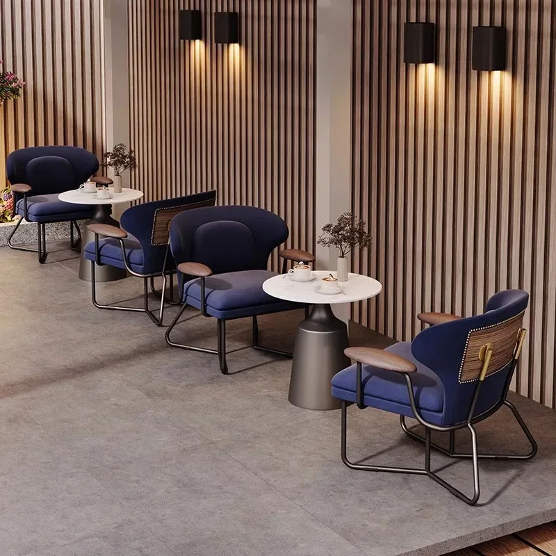 Одноместное кресло для отдыха в гостиной - Фотография_3