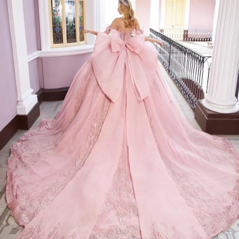Блестящее розовое платье quinceanera - Фотография_3