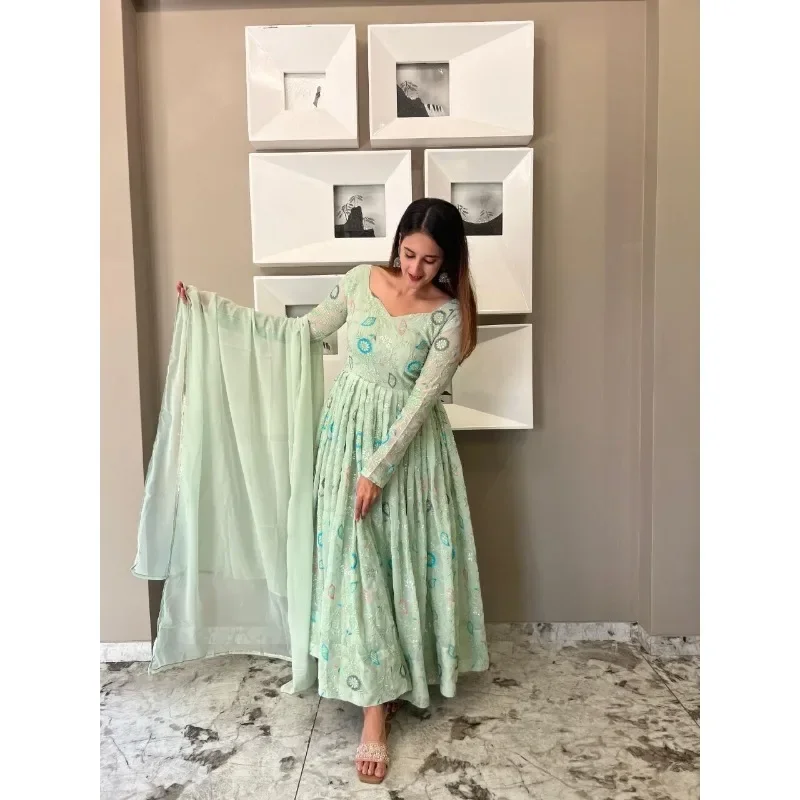 Индийский свадебный костюм болливуда shalwar kameez - Фотография_5