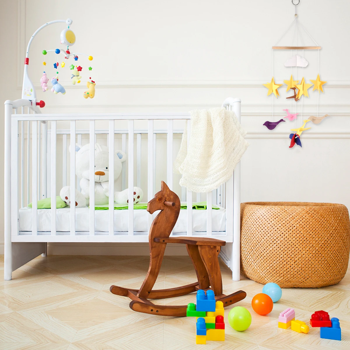 Подвесное украшение для детской кроватки