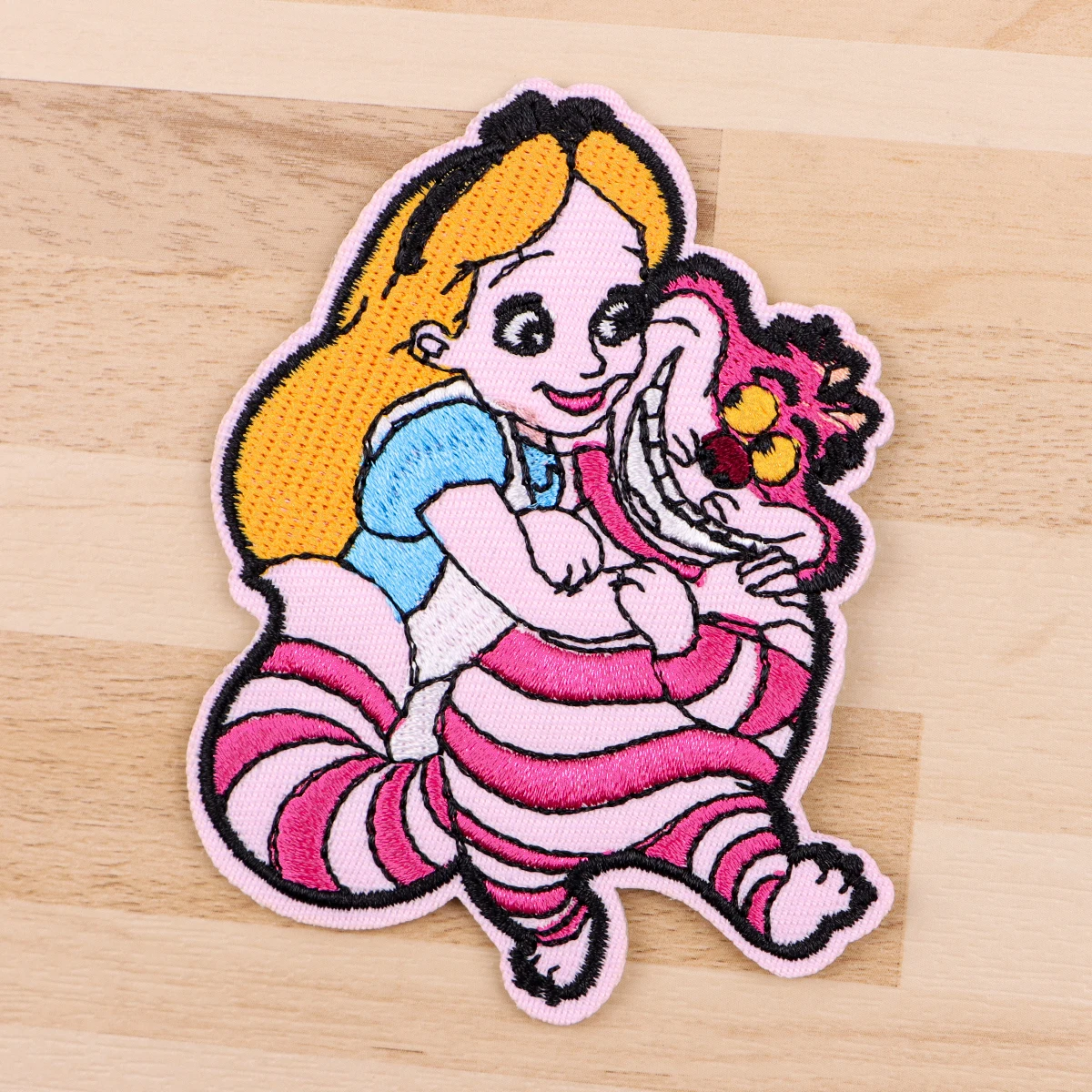 Нашивки с милыми собаками на одежде - Фотография_3