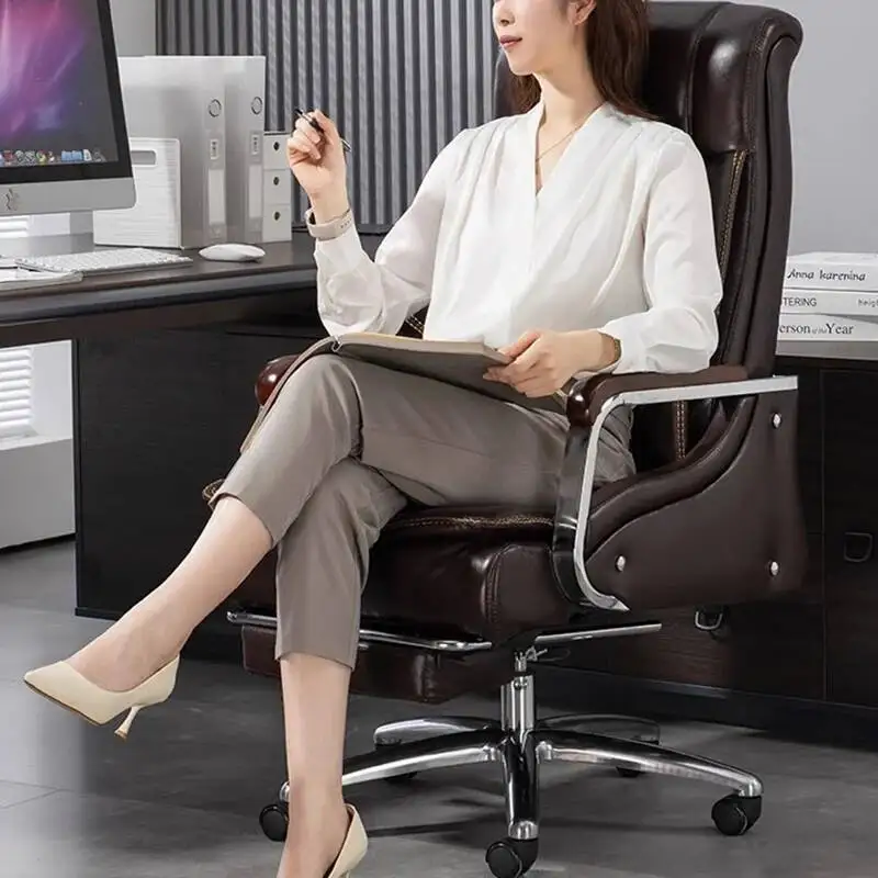 Офисный стул на колесах - Фотография_2