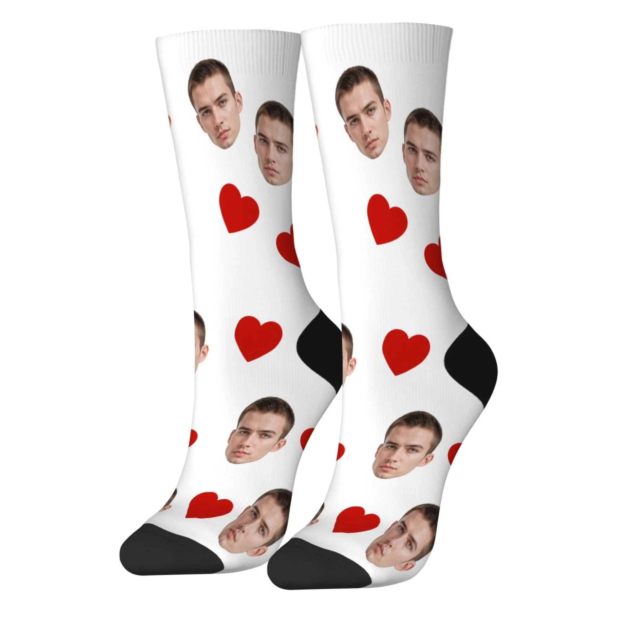Носки для лица и экипажа на заказ с красными сердечками - Фотография_4