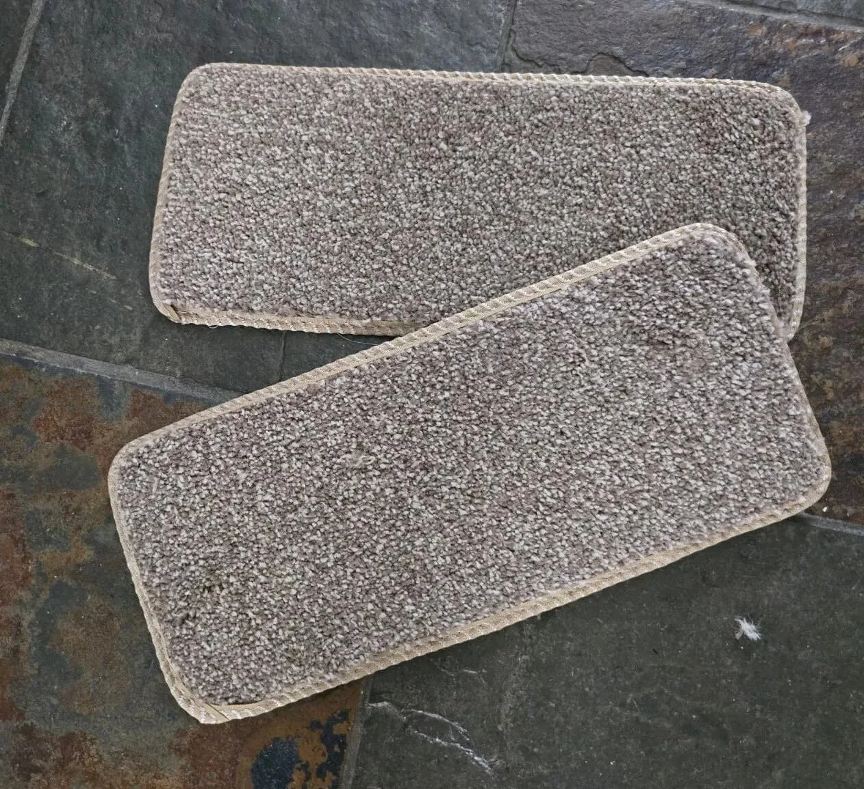 Противоскользящие коврики для кабины водителя автодома - Фотография_2